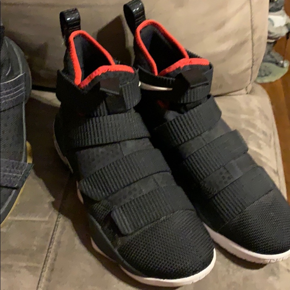 Lebron James Soldier 11